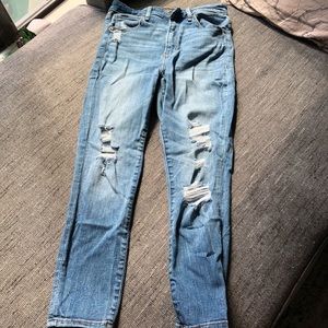 Abercrombie & Fitch Simone distressed jeans
